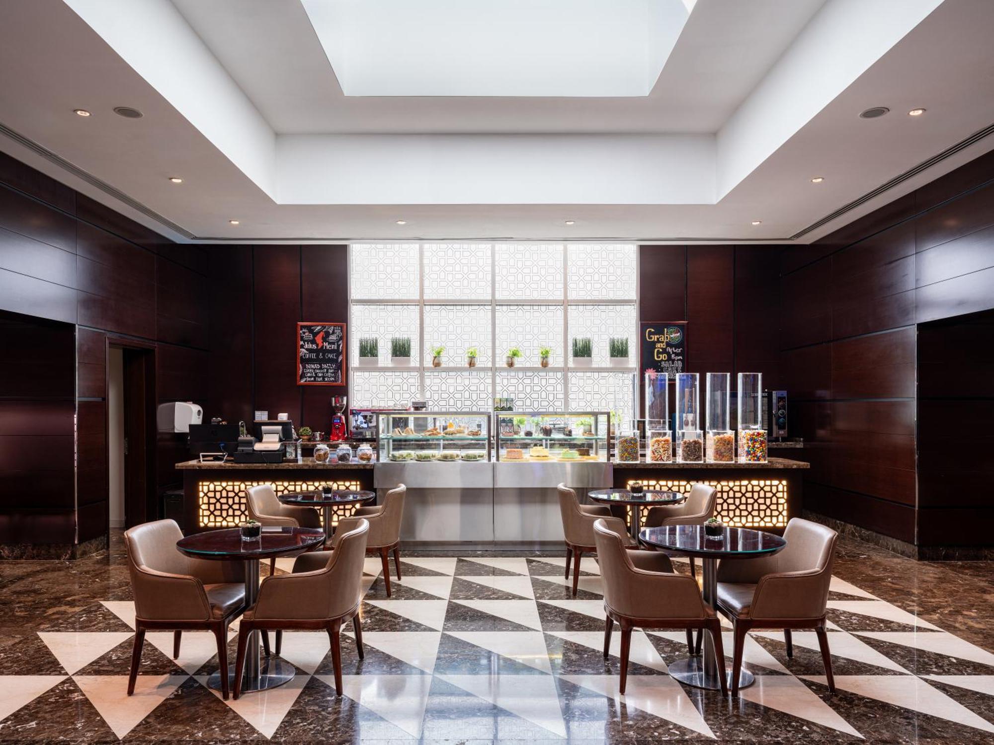 Four Points By Sheraton Отель Шарджа